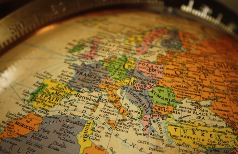 Η ΣΥΓΚΡΟΥΣΗ ΤΩΝ ΠΟΛΙΤΙΣΜΩΝ ΕΙΝΑΙ ΕΔΩ (;)